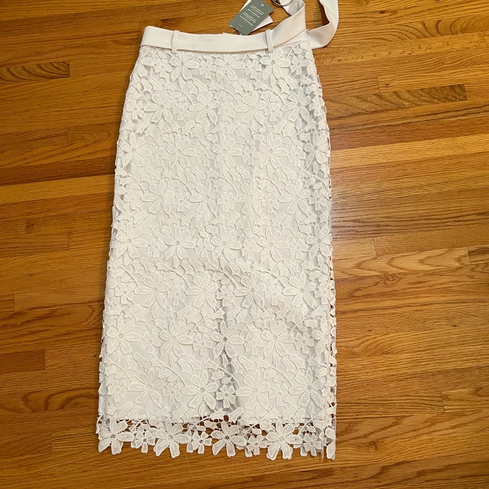 NWT H&M lace skirt - Picture 3 of 5